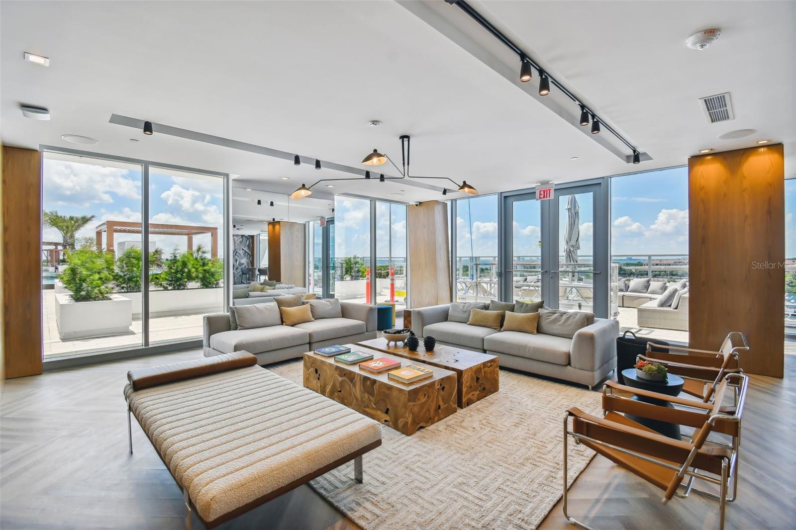 MARINA POINTE - Residential