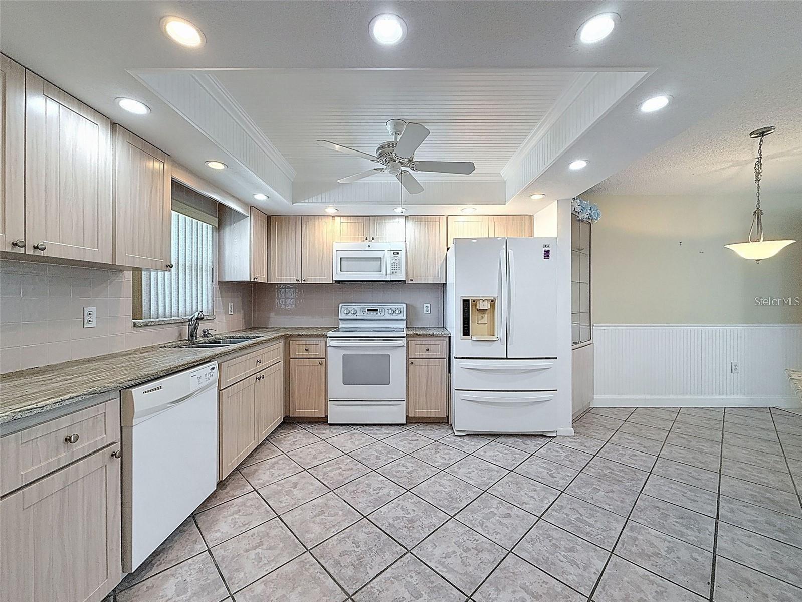 WASHINGTON TOWERS THE CONDO - Residential Lease