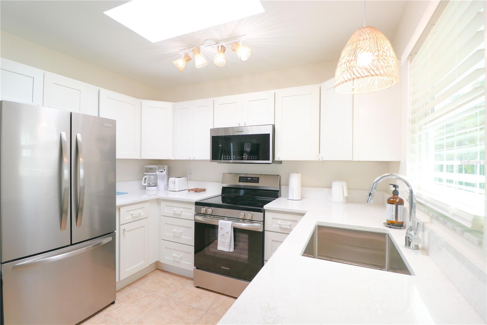 WEST WIND SHORES - Residential Income