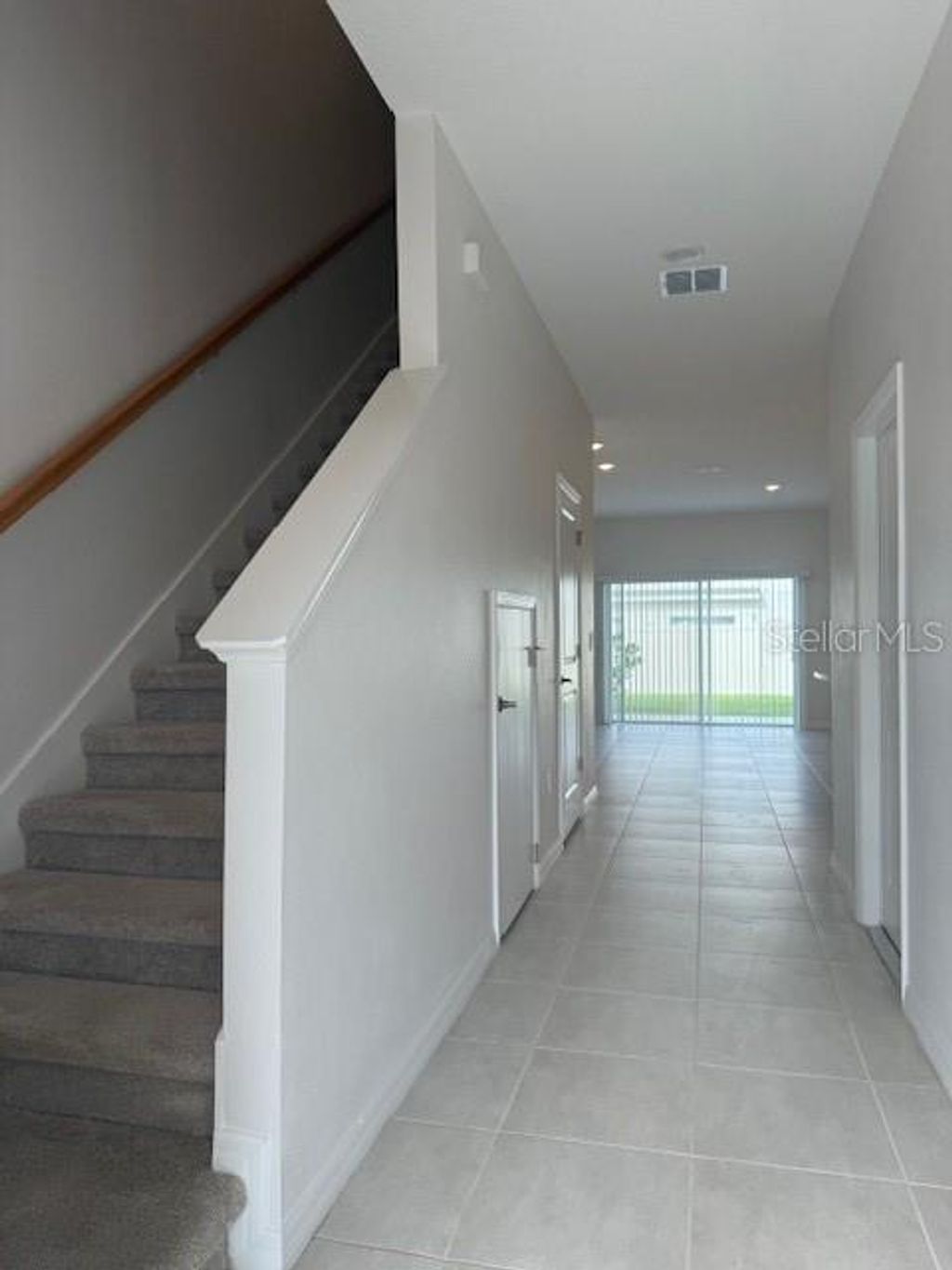 Photo of 1324 Drake Ridge Drive, Kissimmee, FL 34744 (MLS # O6347641)