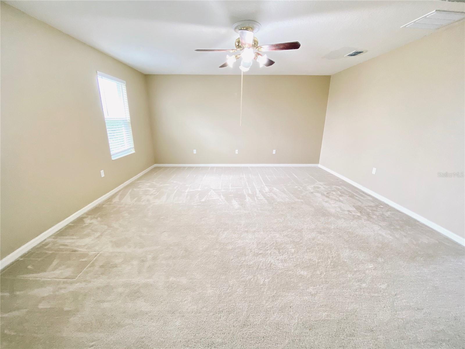 TAVARES LAKE ELSIE RESERVE - Residential Lease