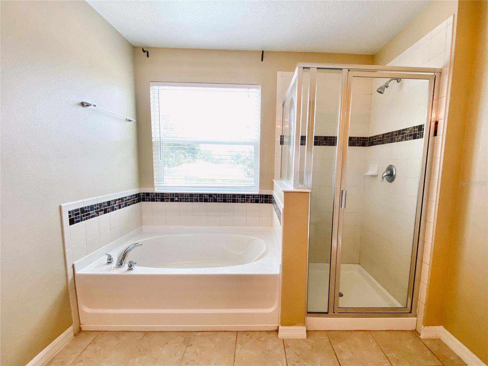 TAVARES LAKE ELSIE RESERVE - Residential Lease