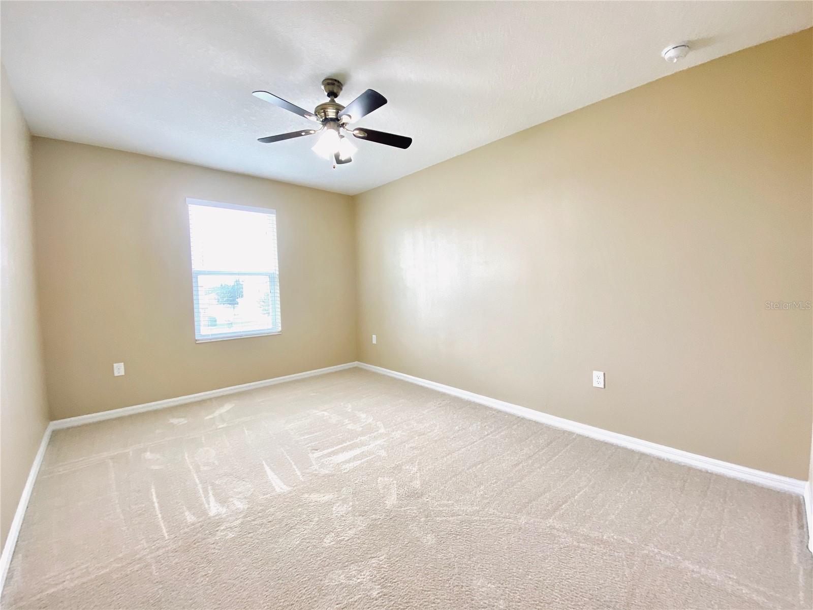 TAVARES LAKE ELSIE RESERVE - Residential Lease