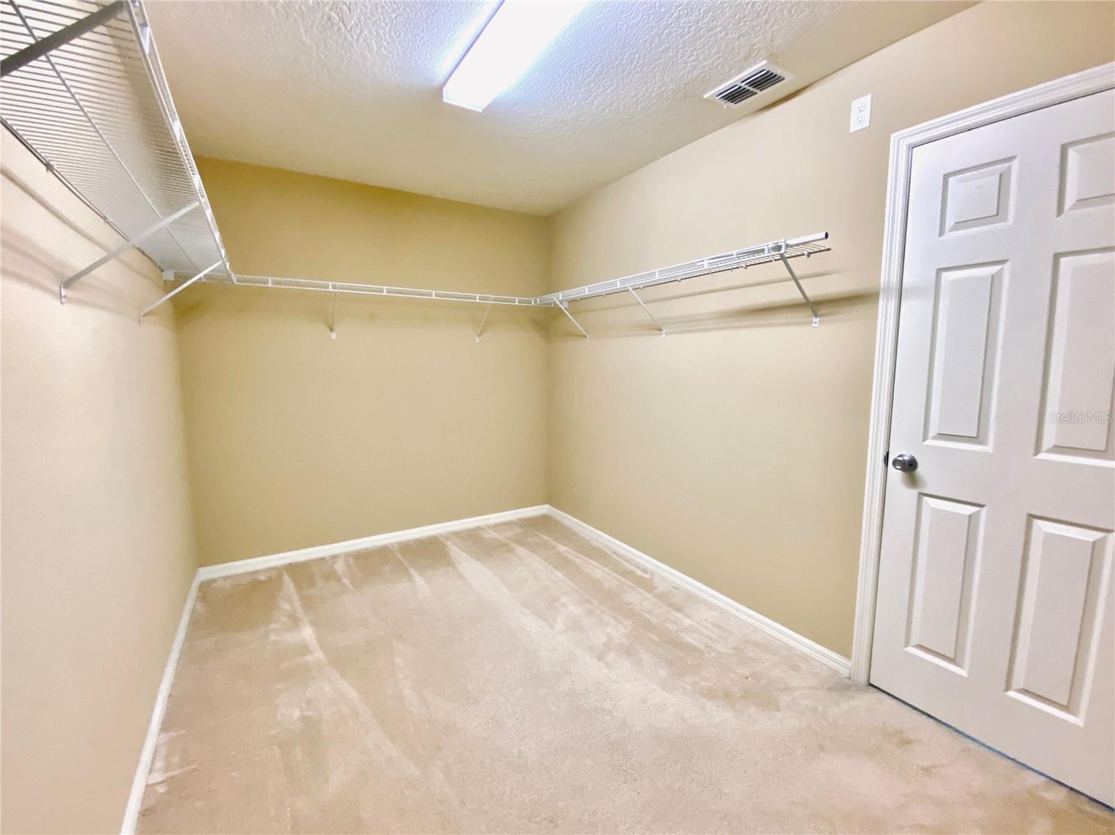 TAVARES LAKE ELSIE RESERVE - Residential Lease