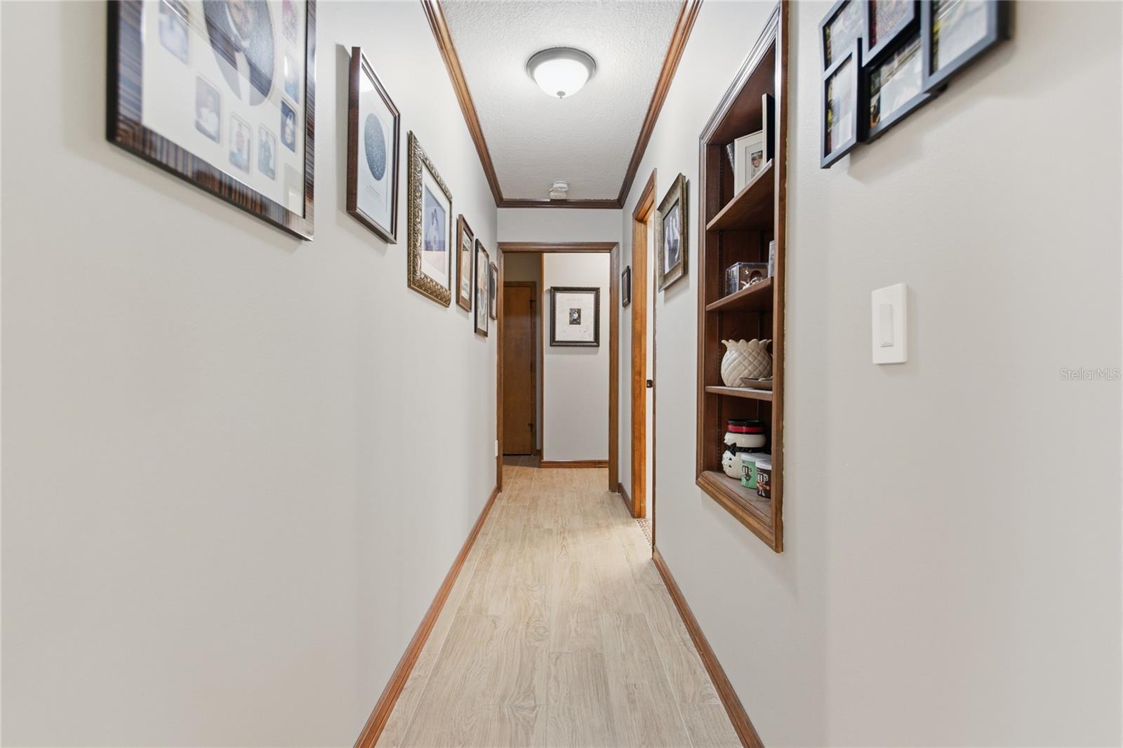 HANOVER WOODS - Residential
