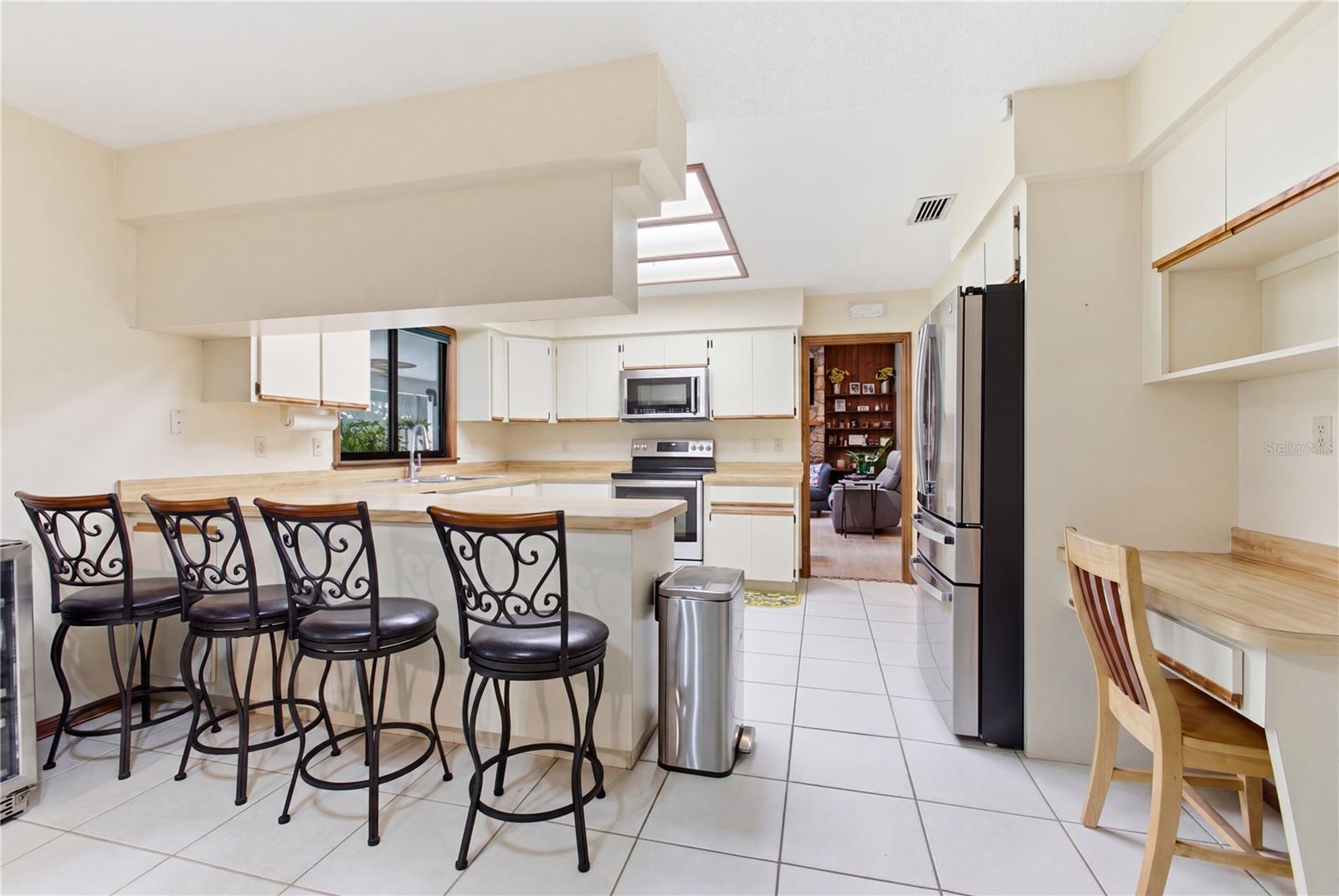HANOVER WOODS - Residential