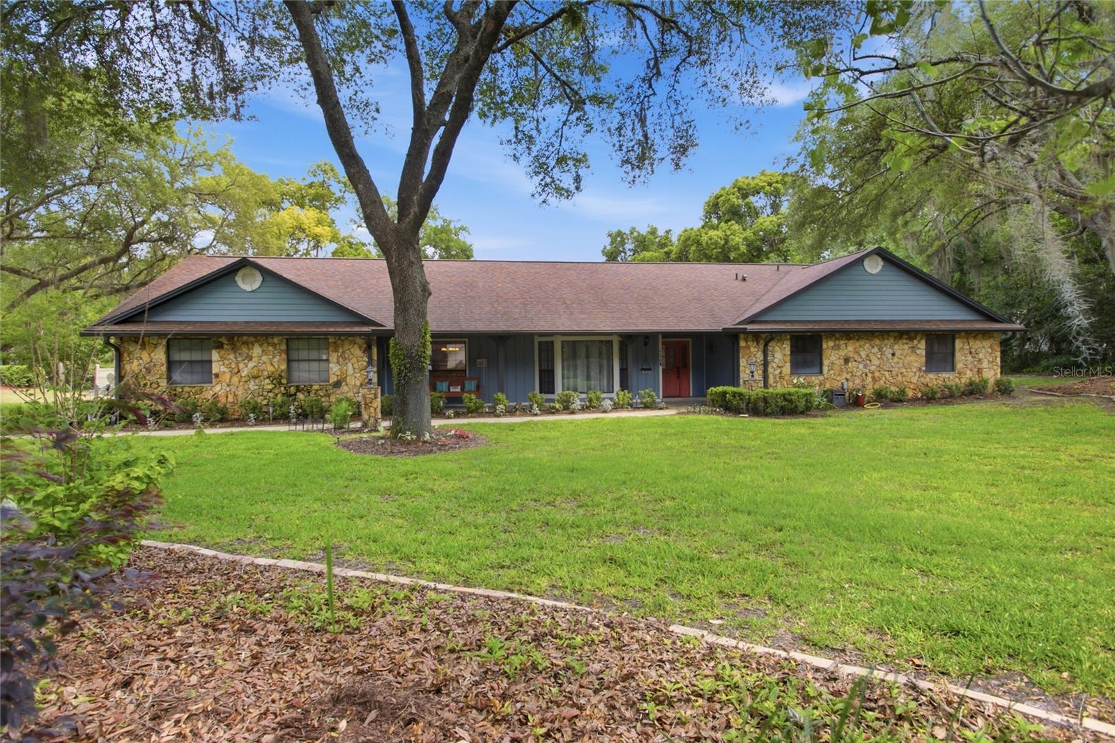 HANOVER WOODS - Residential
