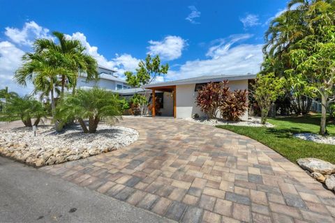 A home in LONGBOAT KEY