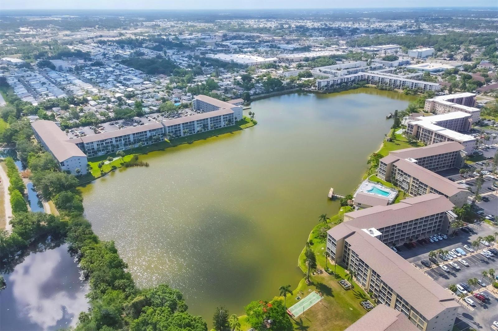 BAYSHORE ON THE LAKE APTS II SEC 2 - Residential