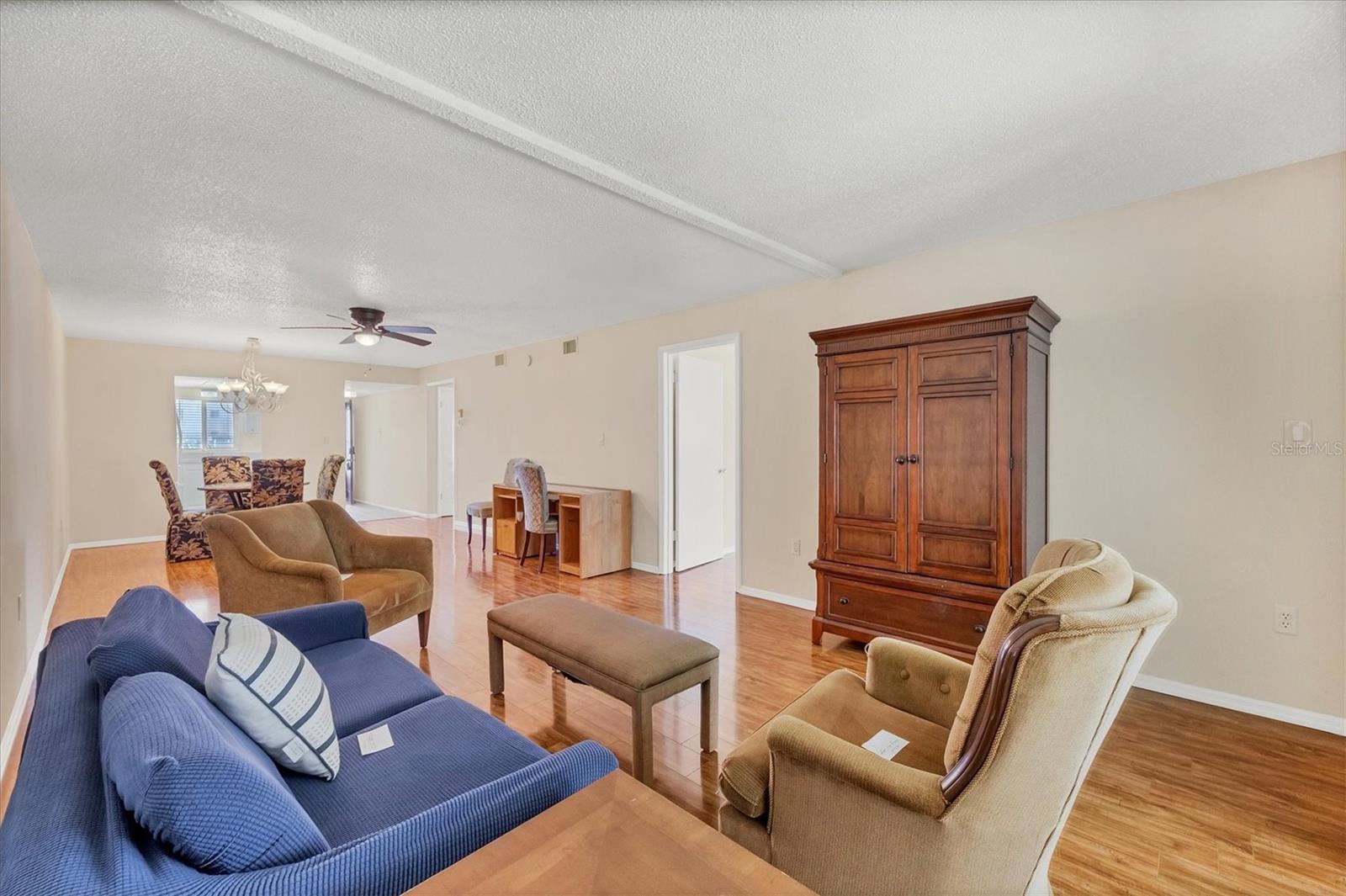 BAYSHORE ON THE LAKE APTS II SEC 2 - Residential