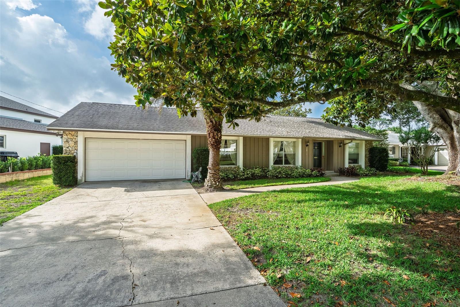 SPRING LAKE TERRACE - Residential