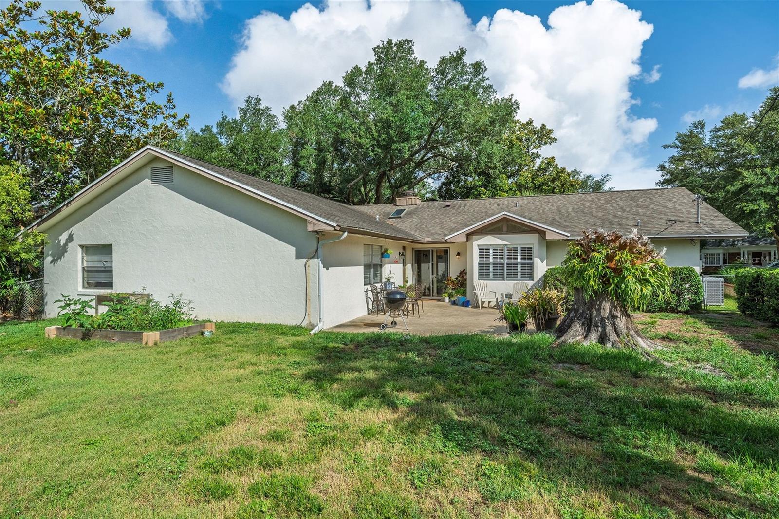 SPRING LAKE TERRACE - Residential