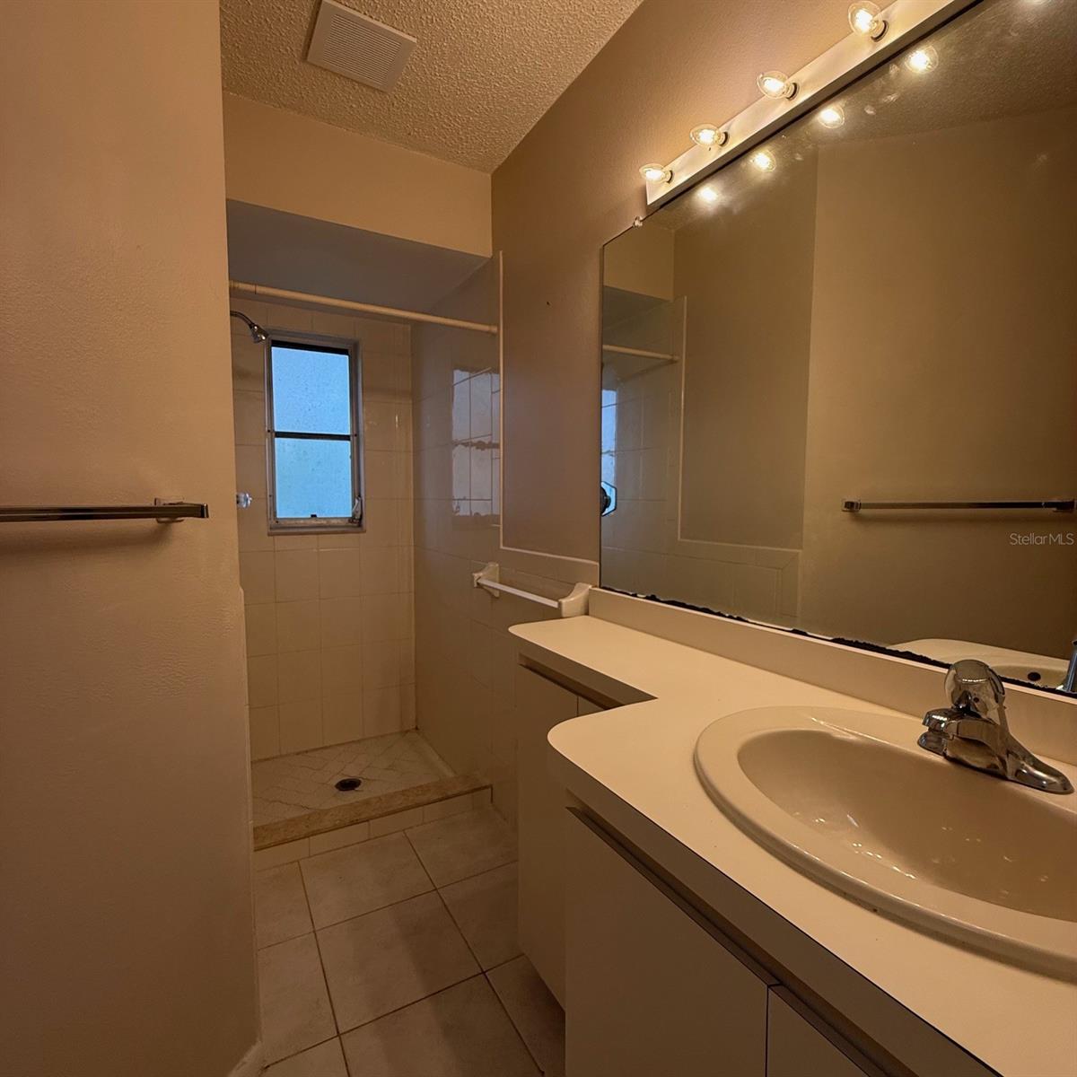 WARM MINERAL SPGS - Residential Lease