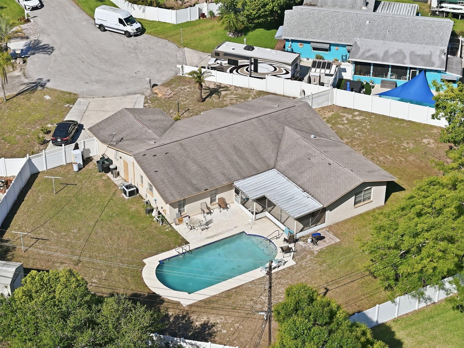 GOLDEN GATEWAY HOMES - Residential