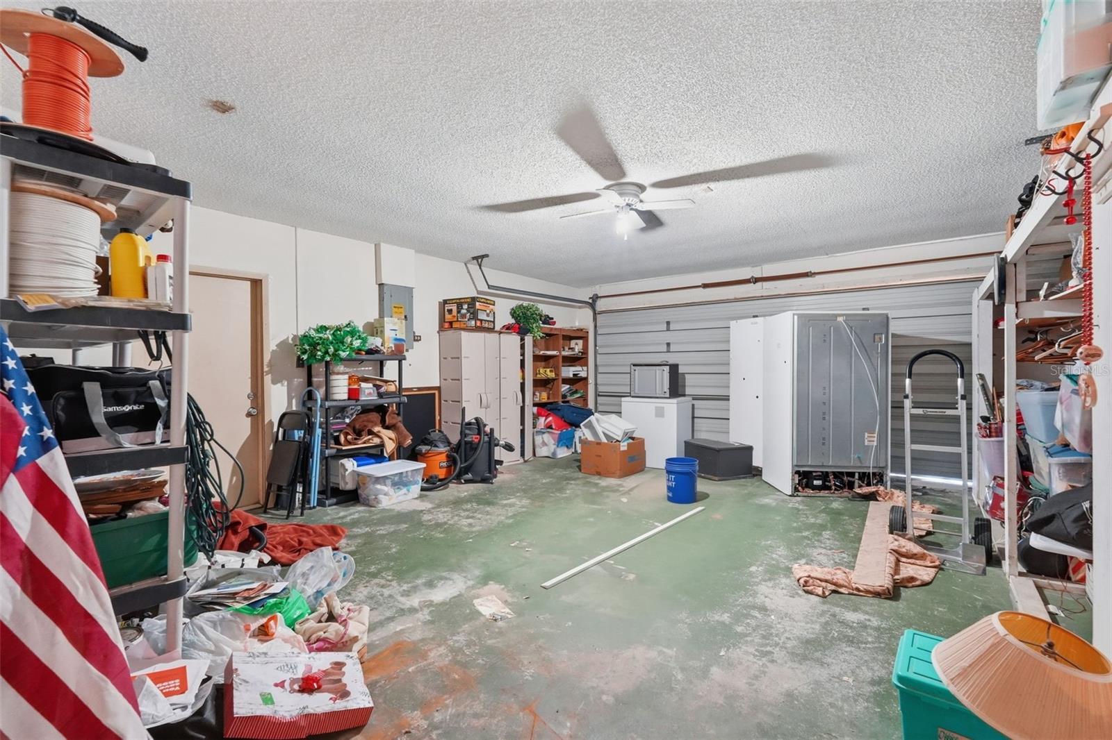 GOLDEN GATEWAY HOMES - Residential