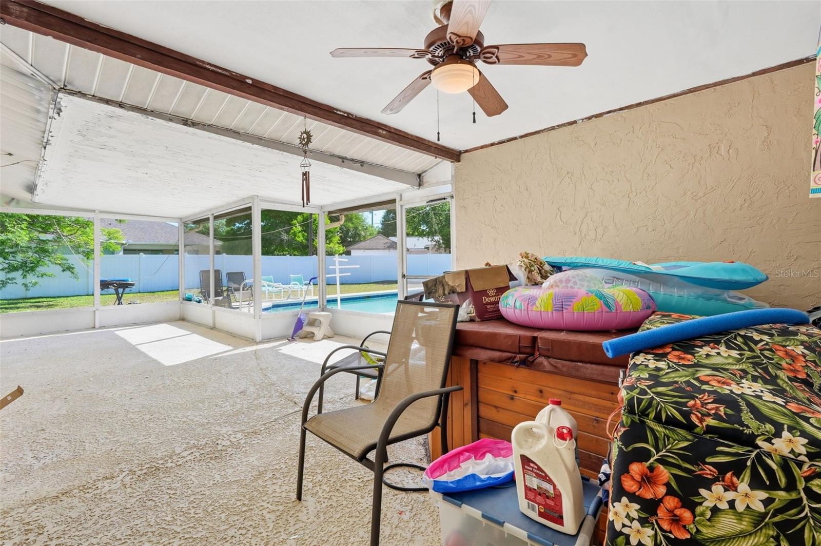 GOLDEN GATEWAY HOMES - Residential