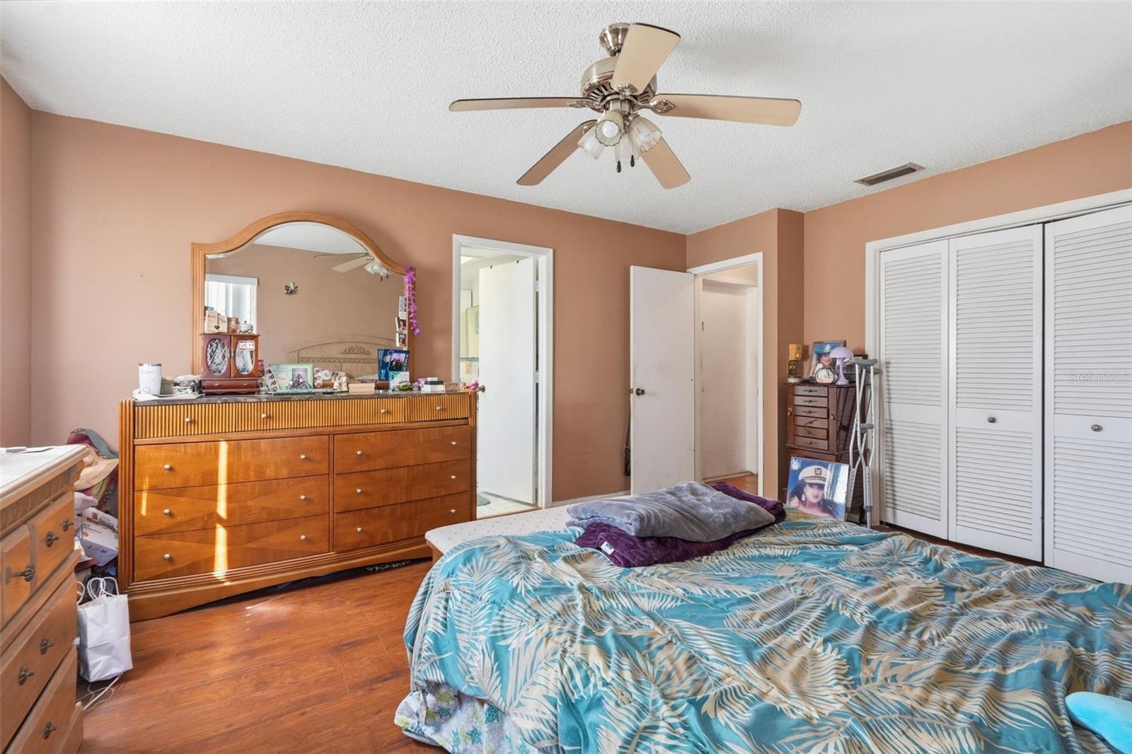 GOLDEN GATEWAY HOMES - Residential