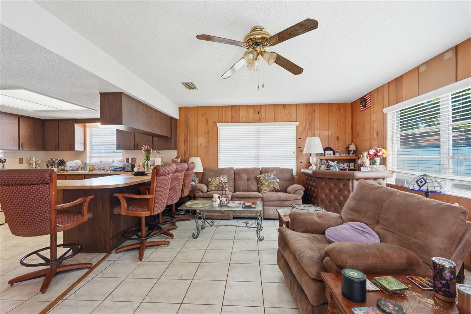 GOLDEN GATEWAY HOMES - Residential