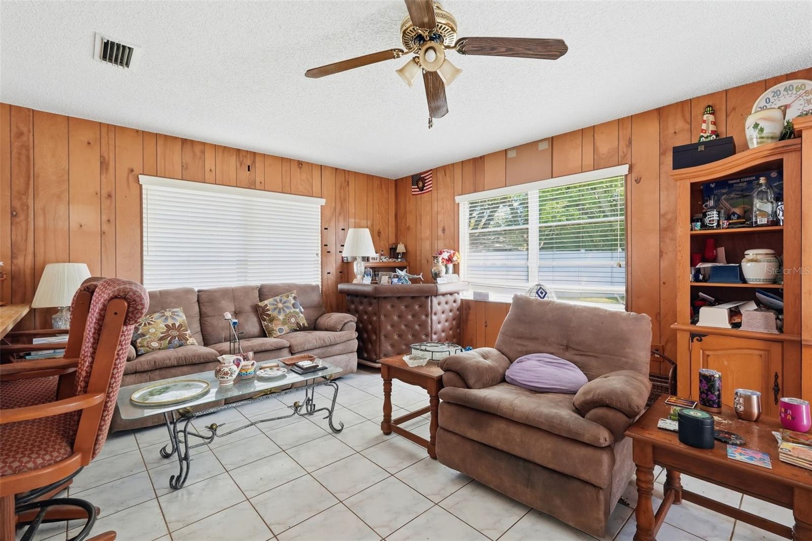 GOLDEN GATEWAY HOMES - Residential