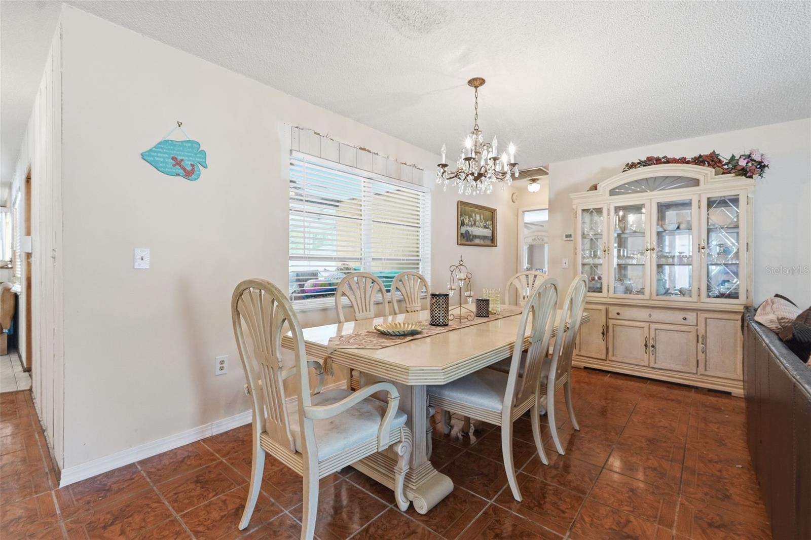 GOLDEN GATEWAY HOMES - Residential