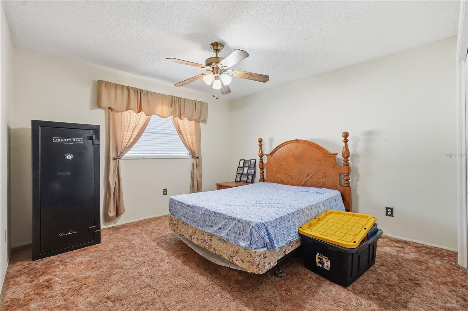 GOLDEN GATEWAY HOMES - Residential