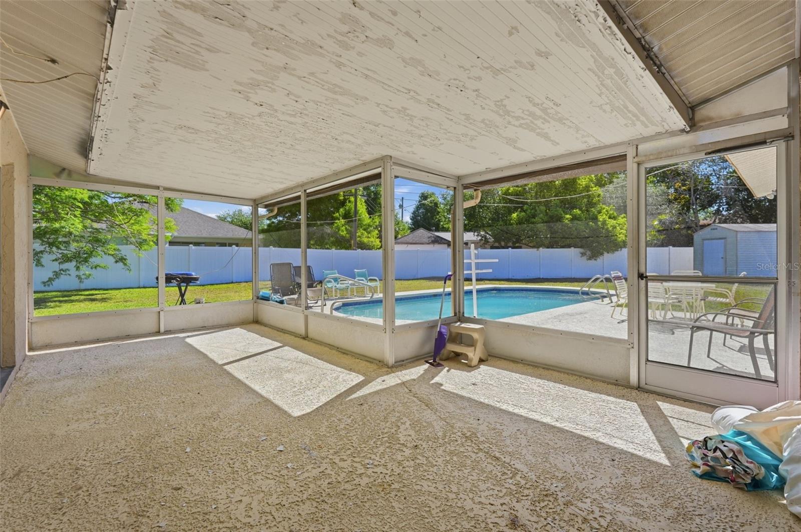 GOLDEN GATEWAY HOMES - Residential