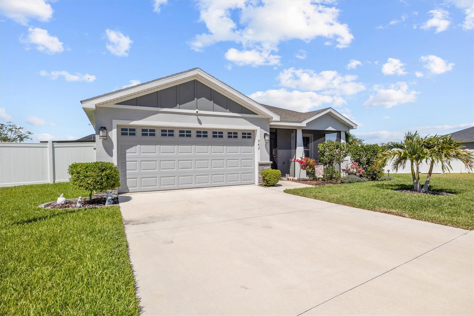 942 INVERNESS WAY