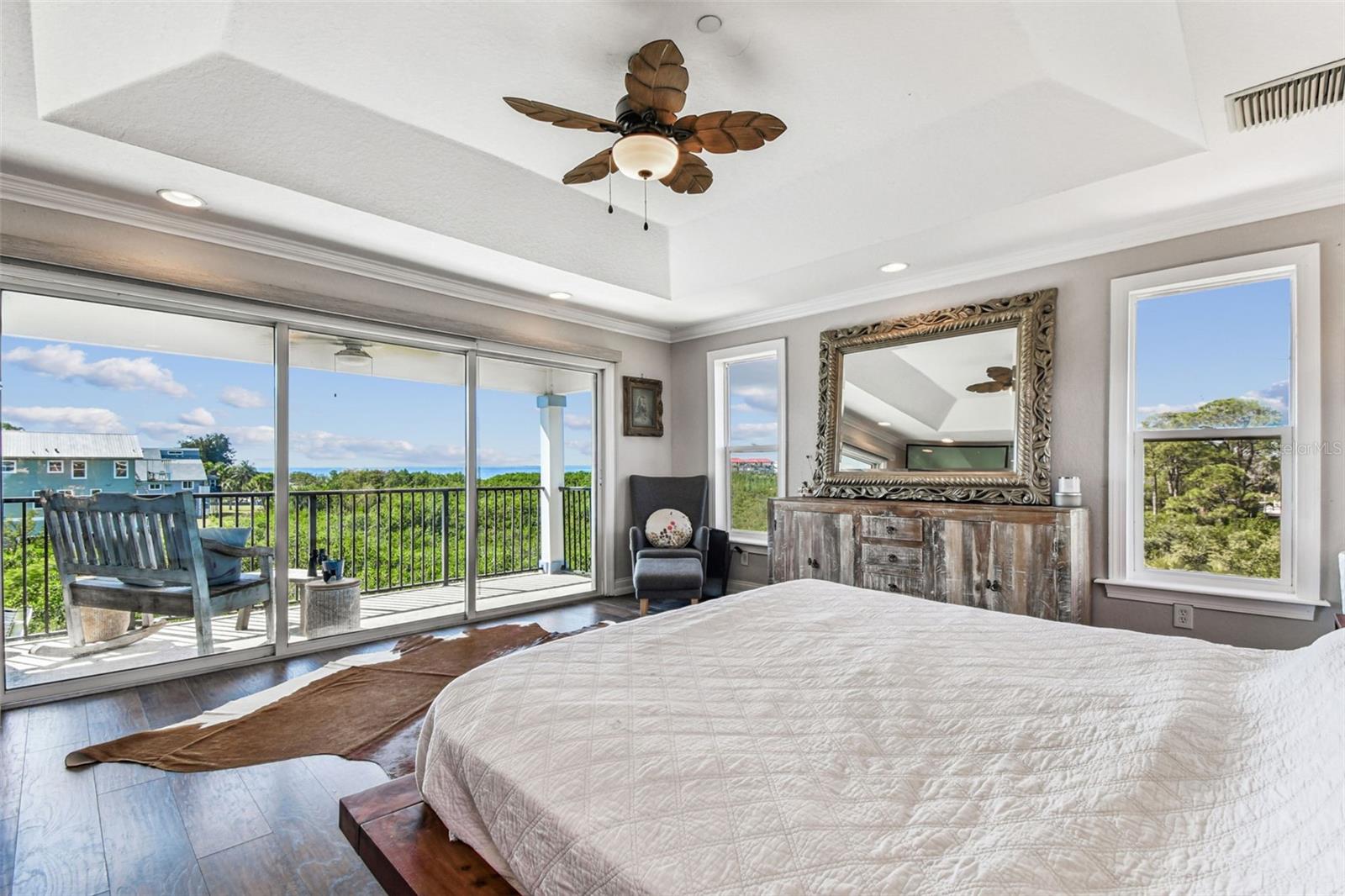 SEA BREEZE ISLAND - Residential