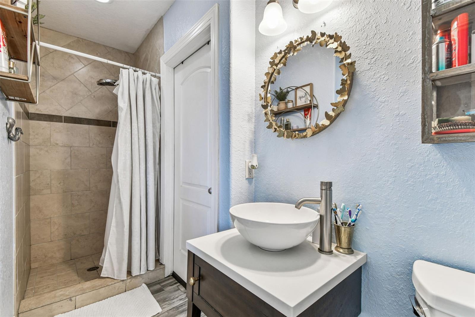 SEA BREEZE ISLAND - Residential