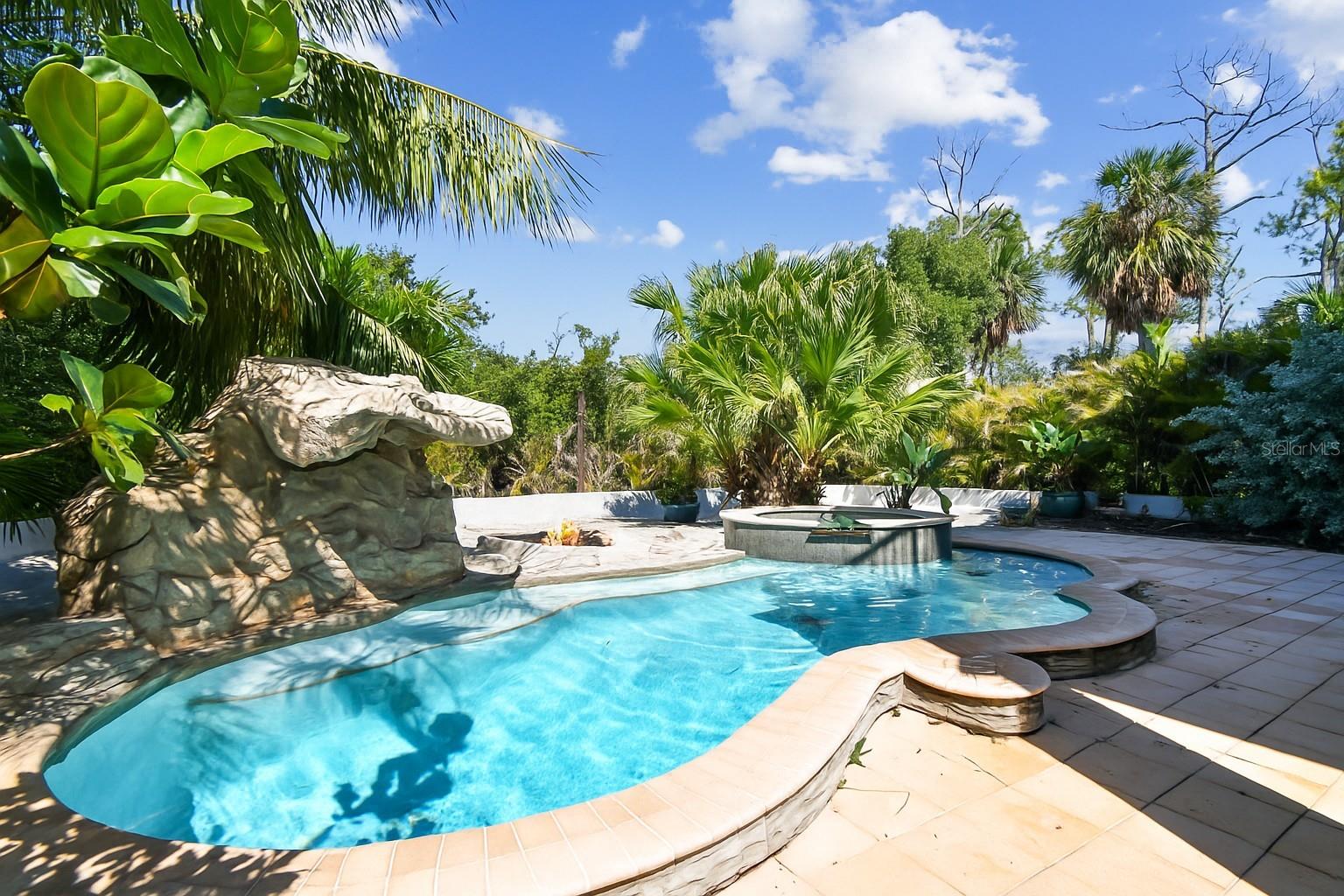 SEA BREEZE ISLAND - Residential