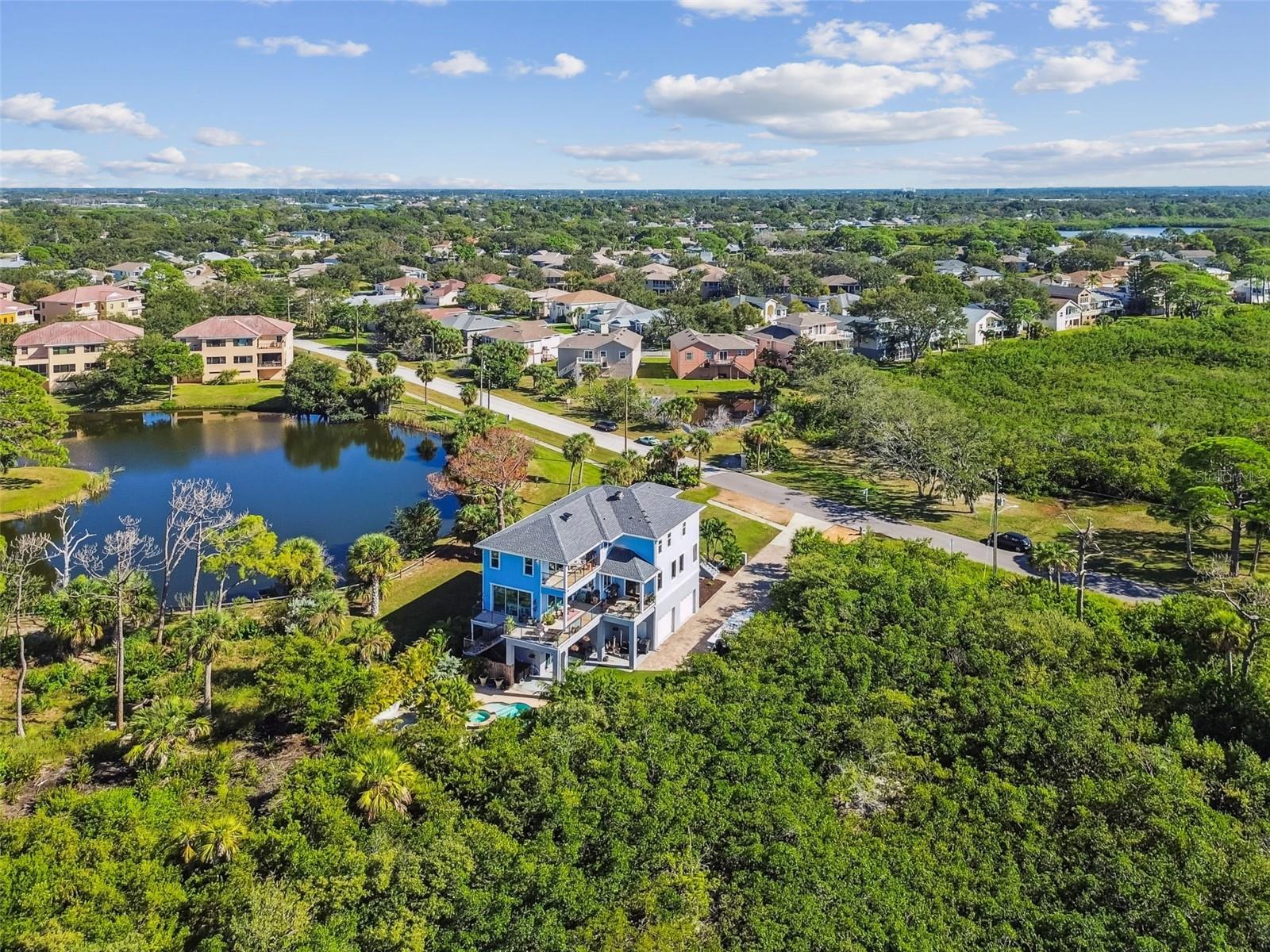 SEA BREEZE ISLAND - Residential