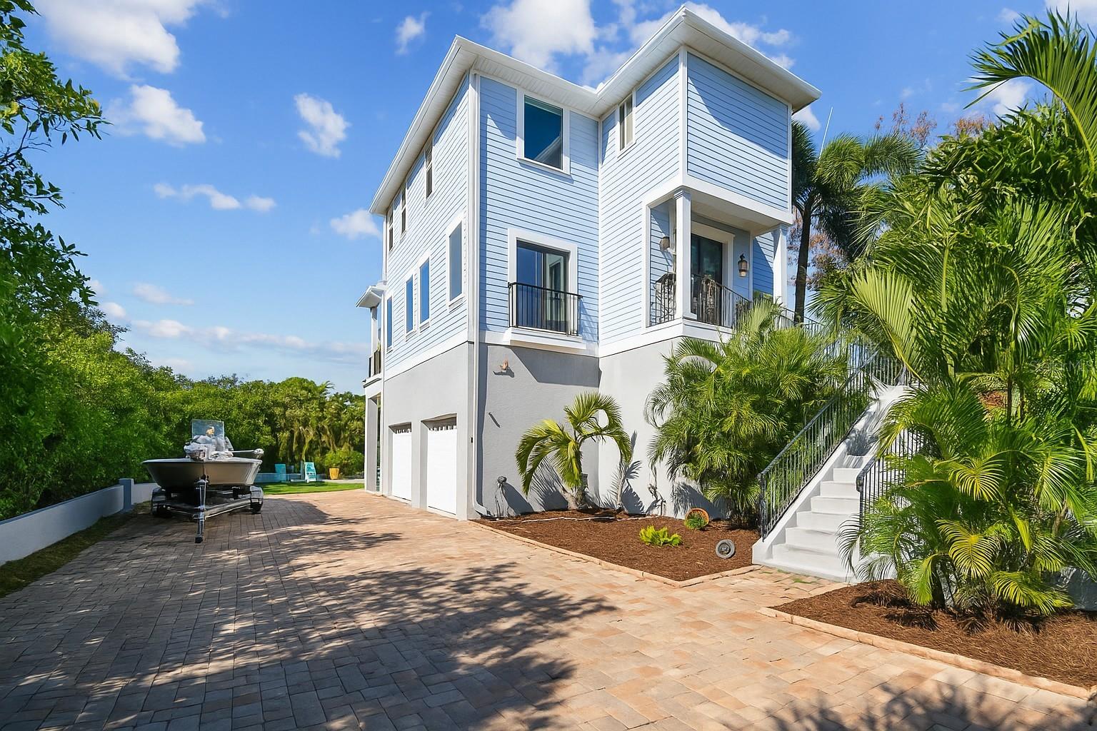 SEA BREEZE ISLAND - Residential