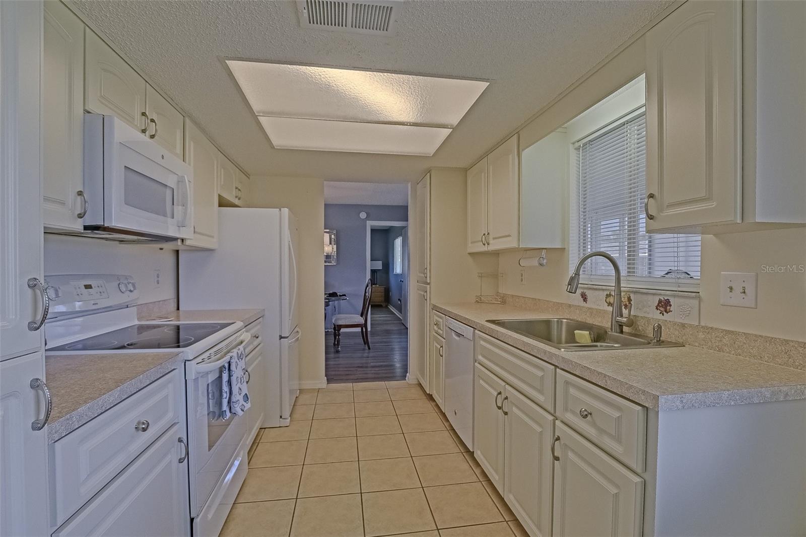 SPRUCE CREEK SOUTH - Residential