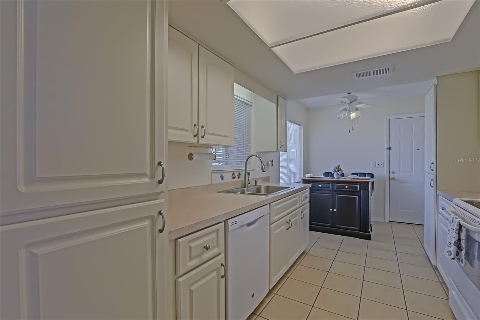 SPRUCE CREEK SOUTH - Residential