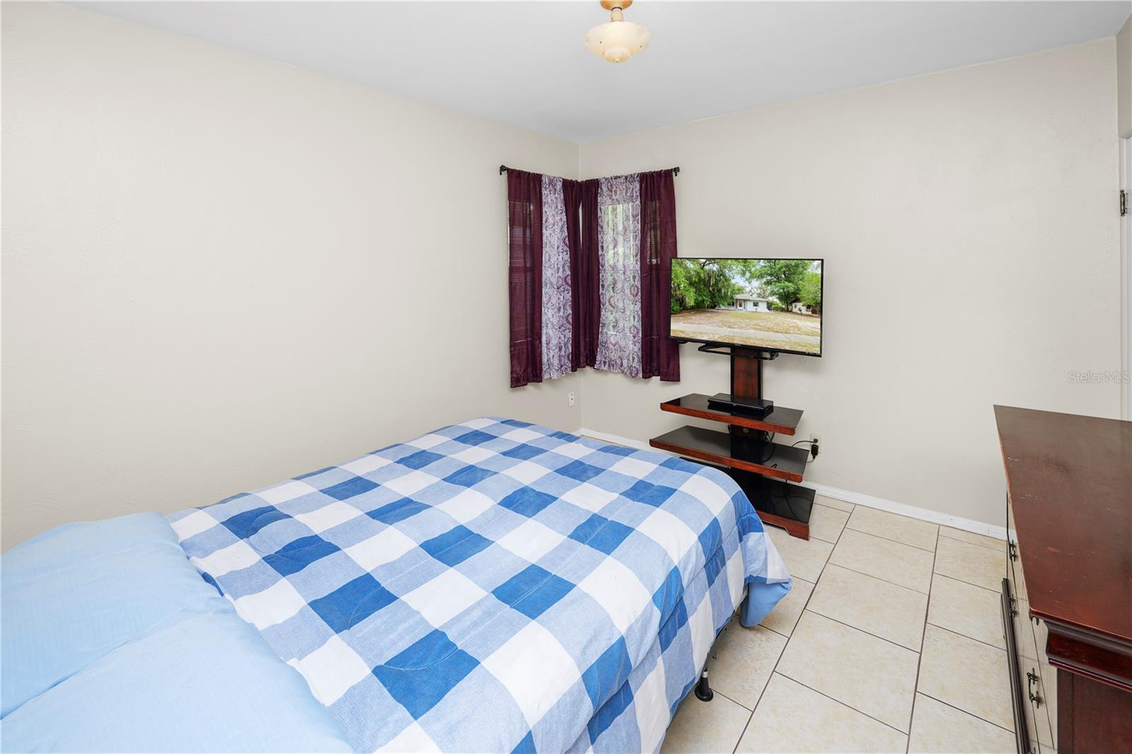 SHORE ACRES - Residential