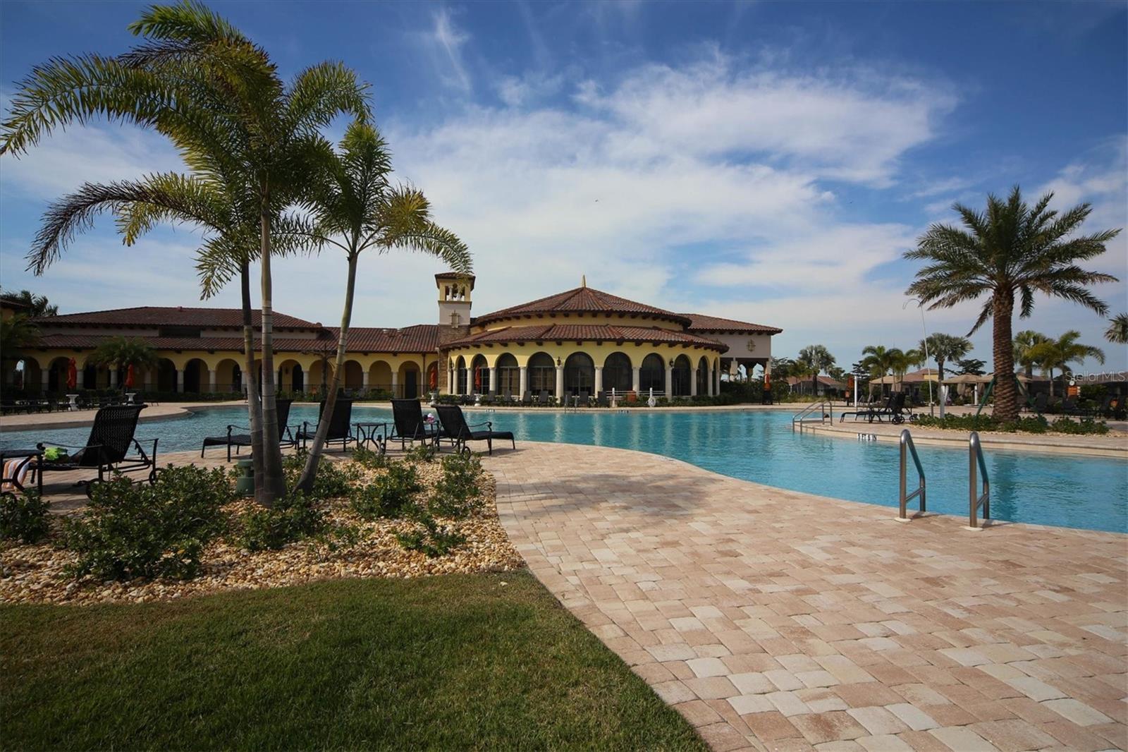 GRAN PARADISO PH 1 - Residential