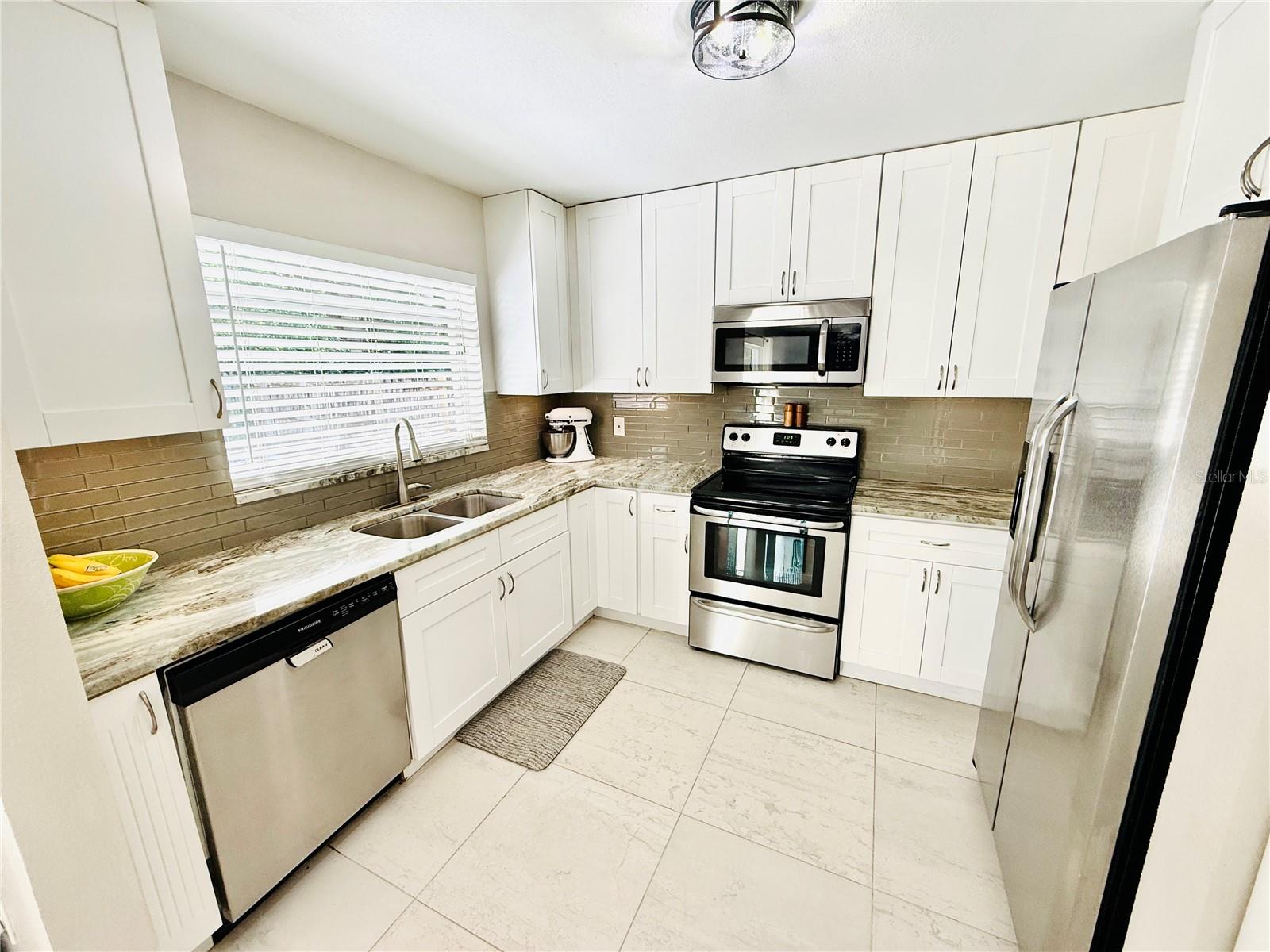 NORTH POINTE UNIT II - Residential