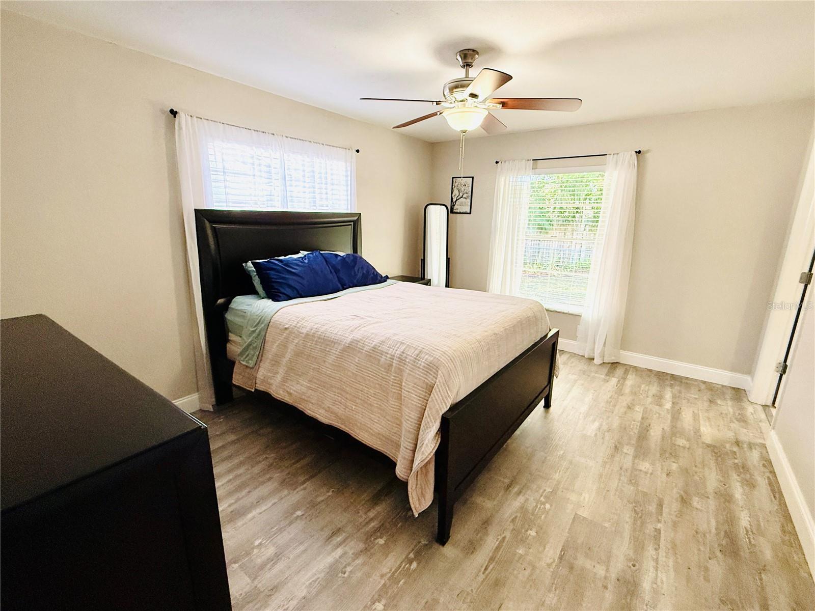 NORTH POINTE UNIT II - Residential