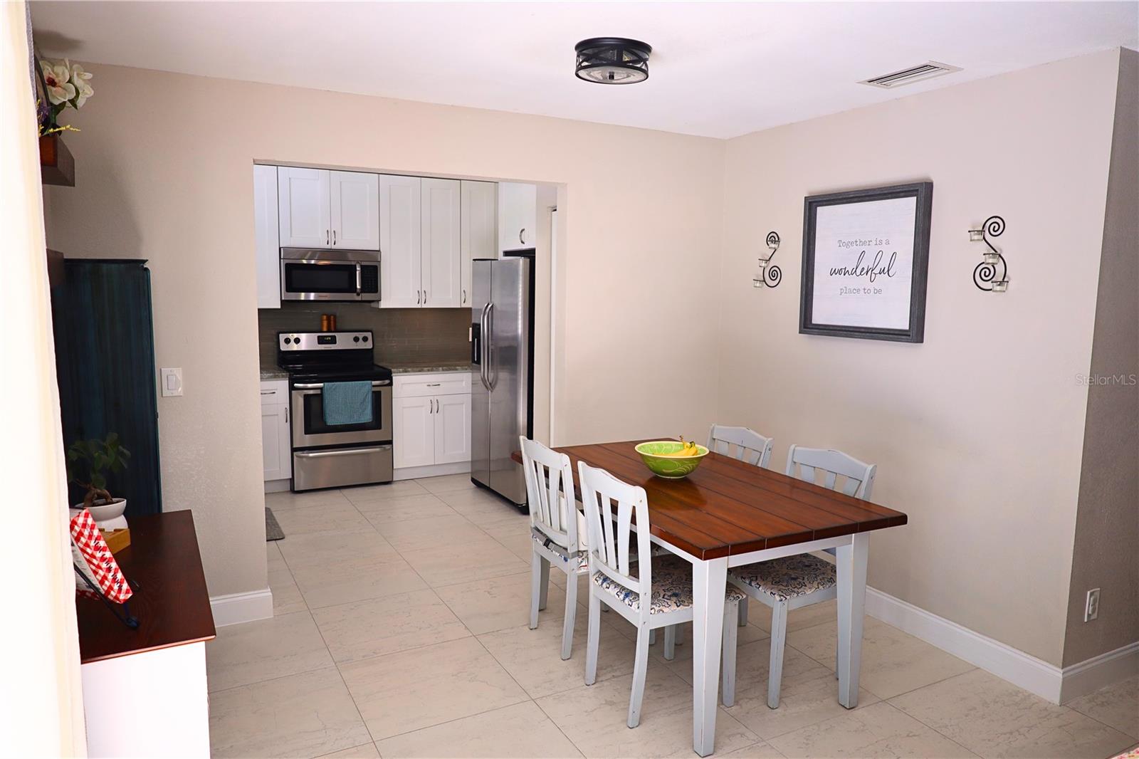 NORTH POINTE UNIT II - Residential