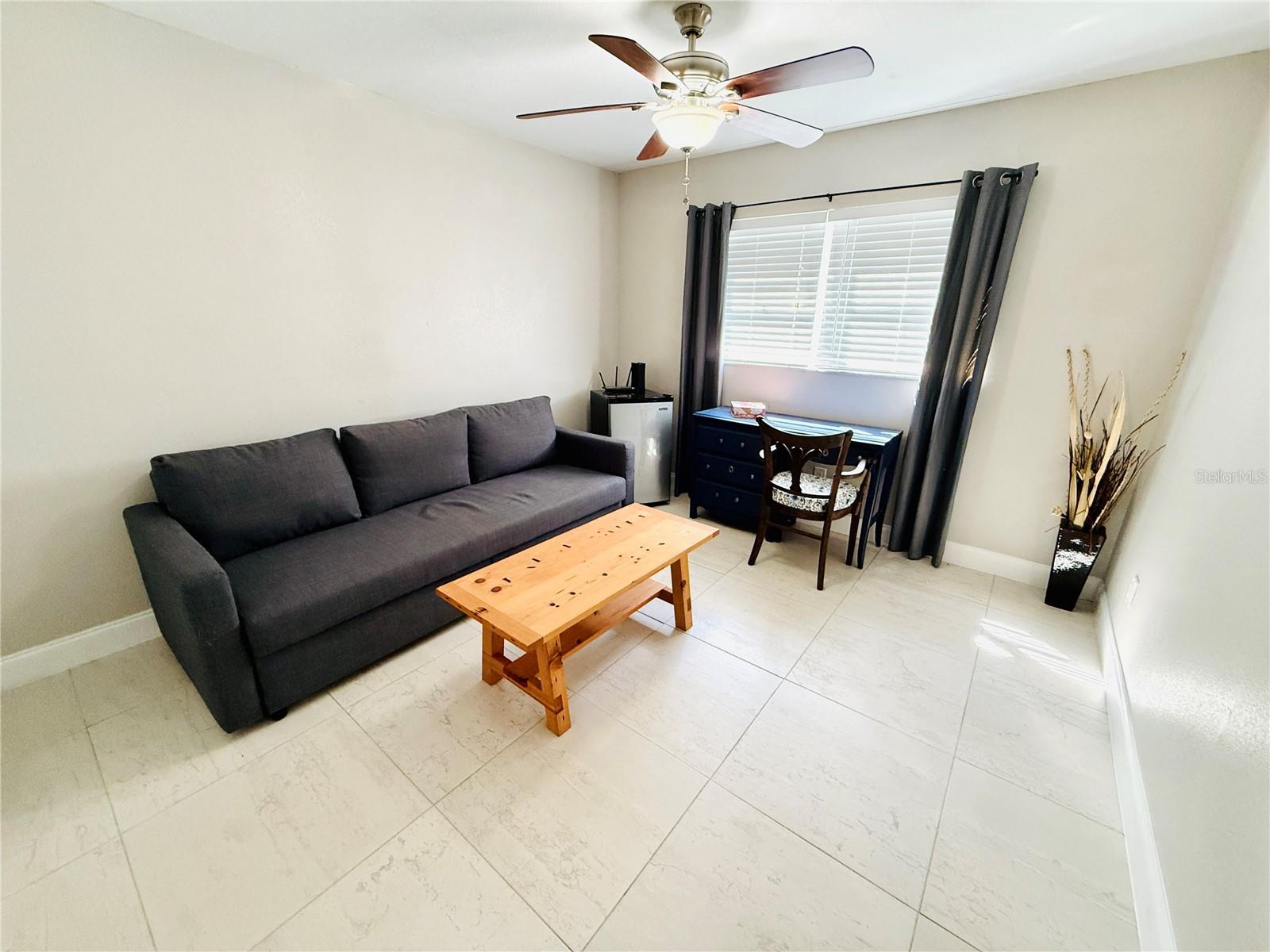 NORTH POINTE UNIT II - Residential