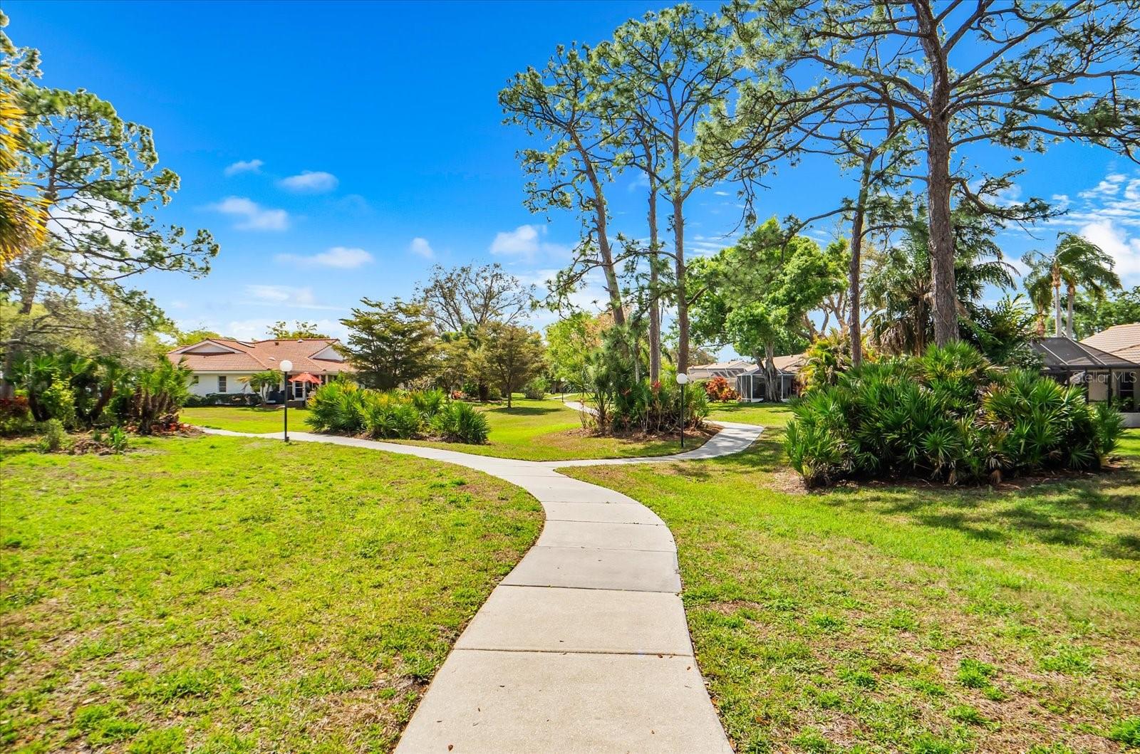 GARDEN LAKES VILLAS SEC 1 - Residential