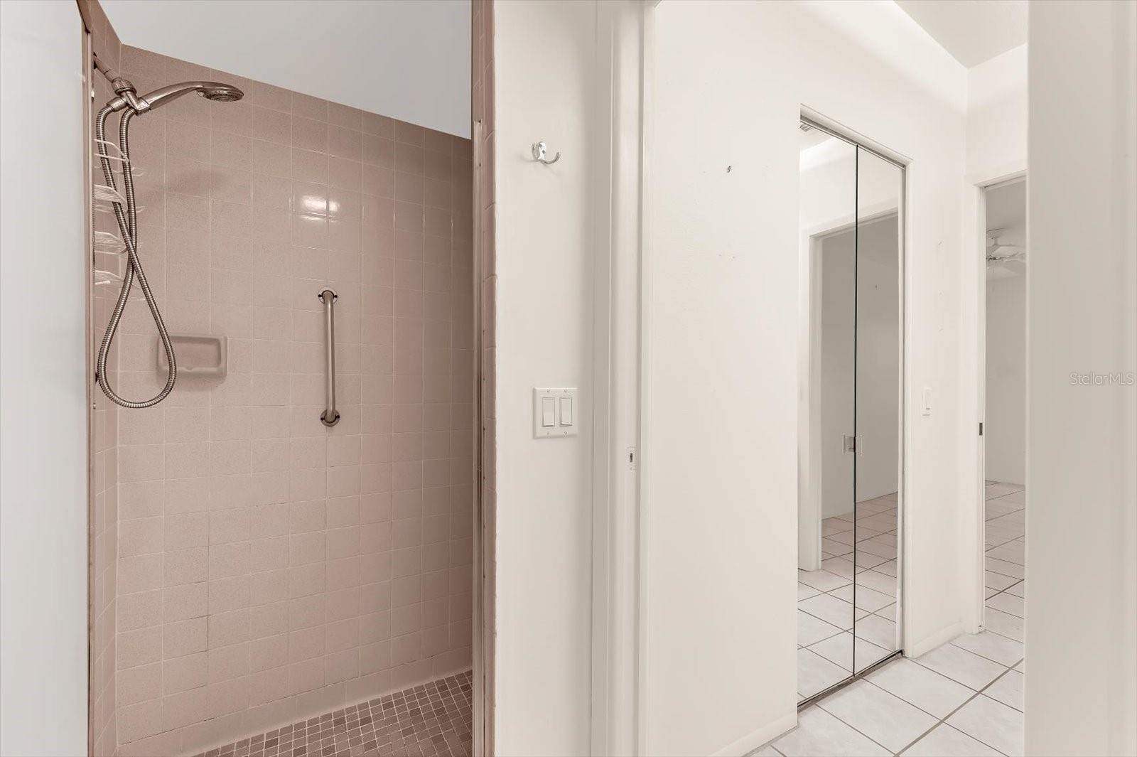 GARDEN LAKES VILLAS SEC 1 - Residential