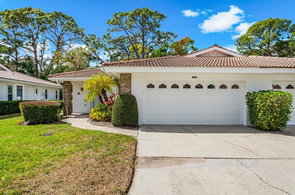 Photo of 5608 Garden Lakes Drive, Bradenton, FL 34203 (MLS # A4685976)