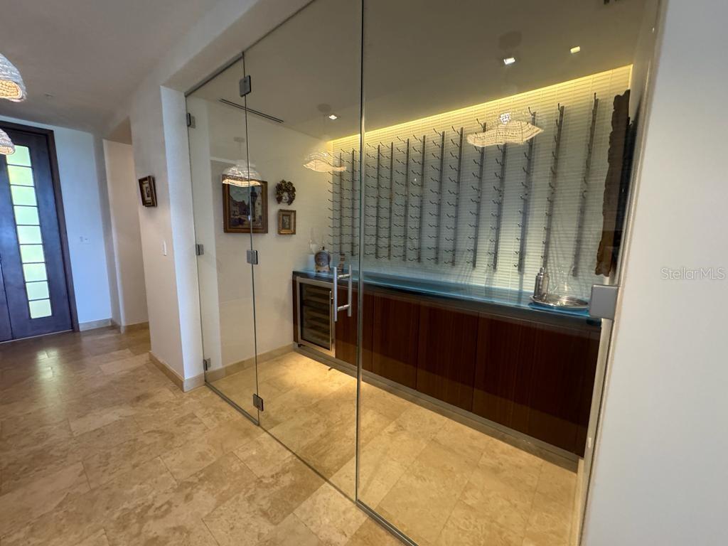 WEST BEACH RITZ CARLTON RESERVE RESIDENCE - Residential