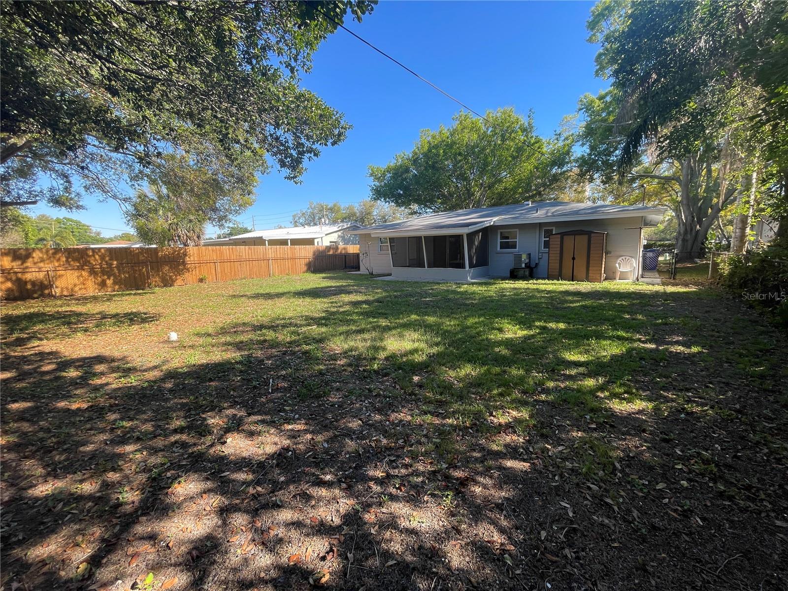 MARTIN MANOR SUB - Residential Lease