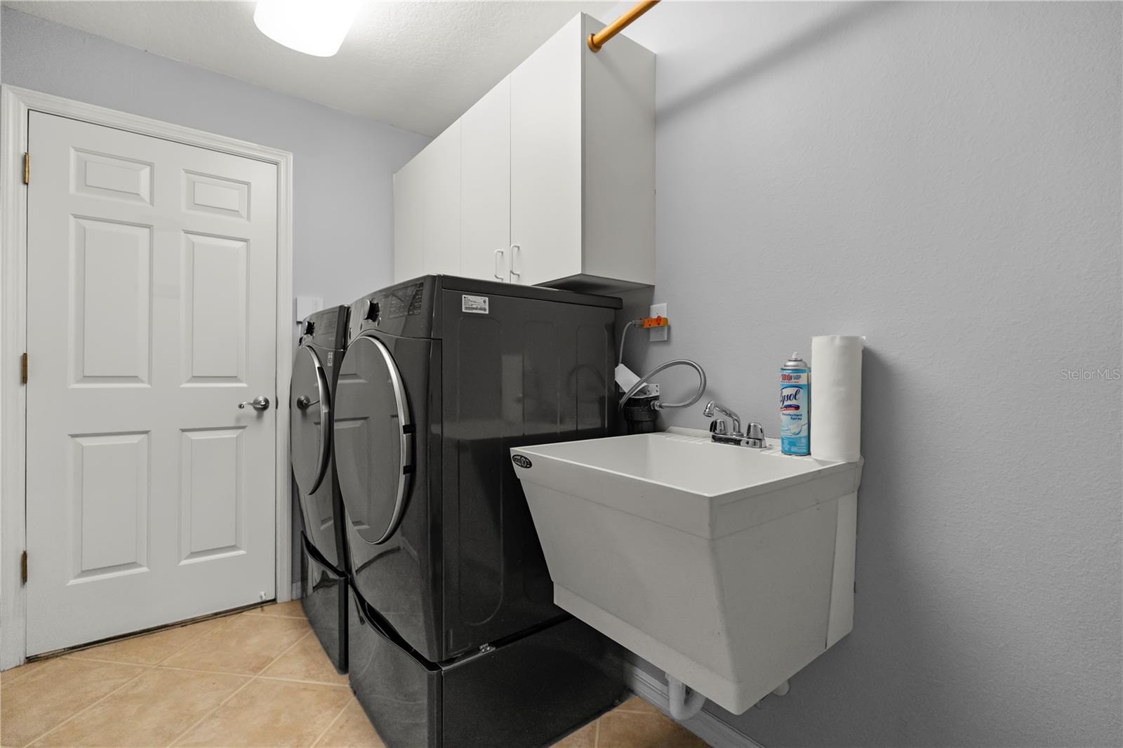 KENSINGTON PARK - Residential