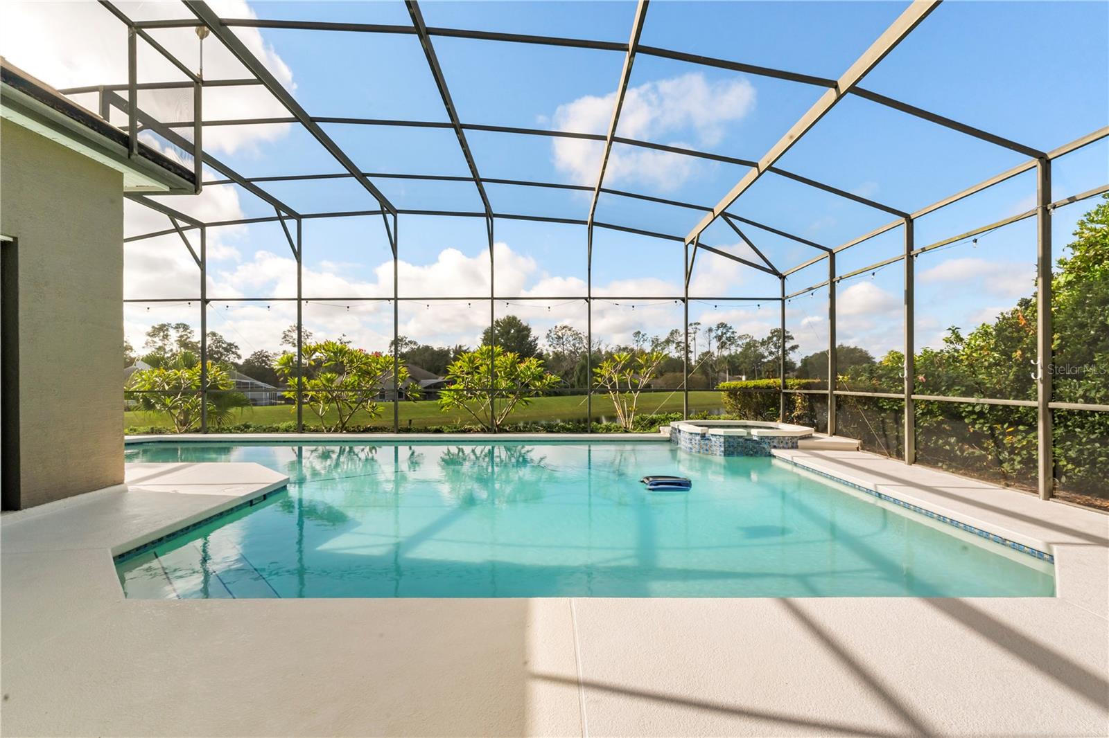 KENSINGTON PARK - Residential