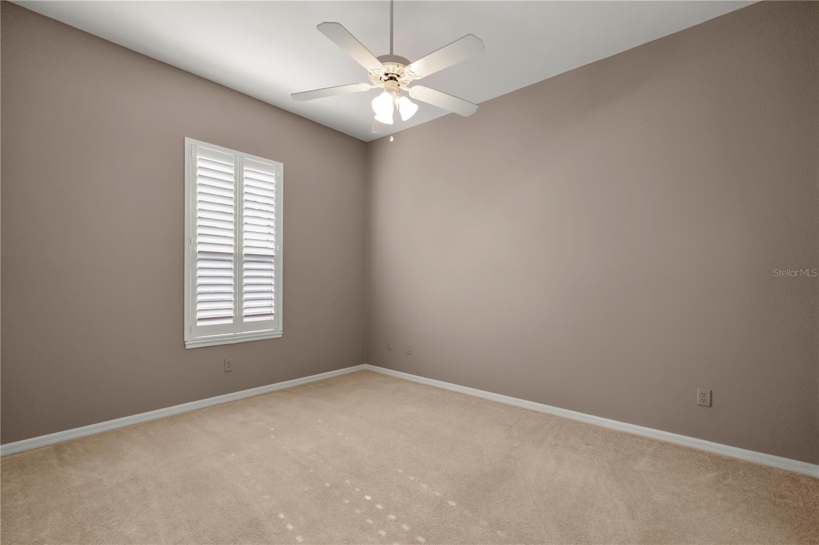 KENSINGTON PARK - Residential