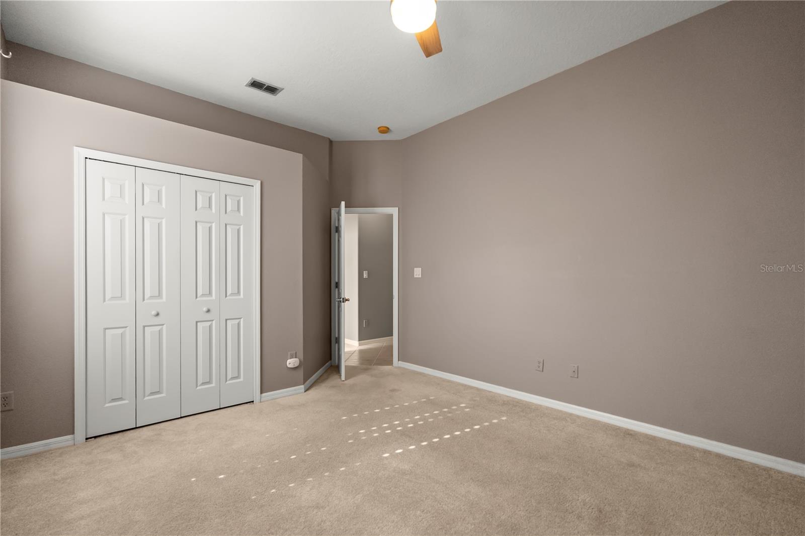 KENSINGTON PARK - Residential