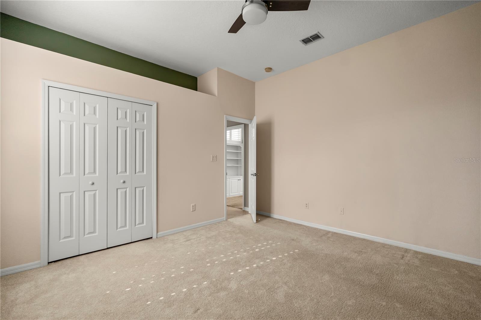 KENSINGTON PARK - Residential